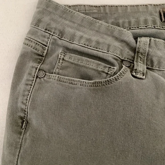 Premium brand Paige jeans in light olive green - Picture 3 of 5